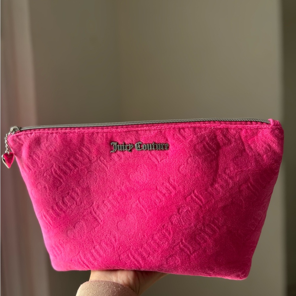 🔴 5 x $19 | Juicy Couture Pink Cosmetic Bag - Picture 6 of 6